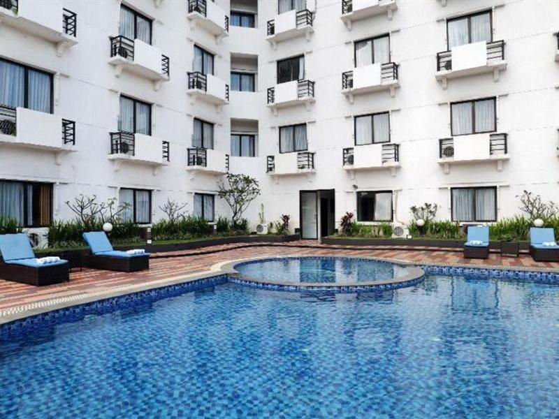 Vue Palace, Artotel Curated Bandung Exterior foto